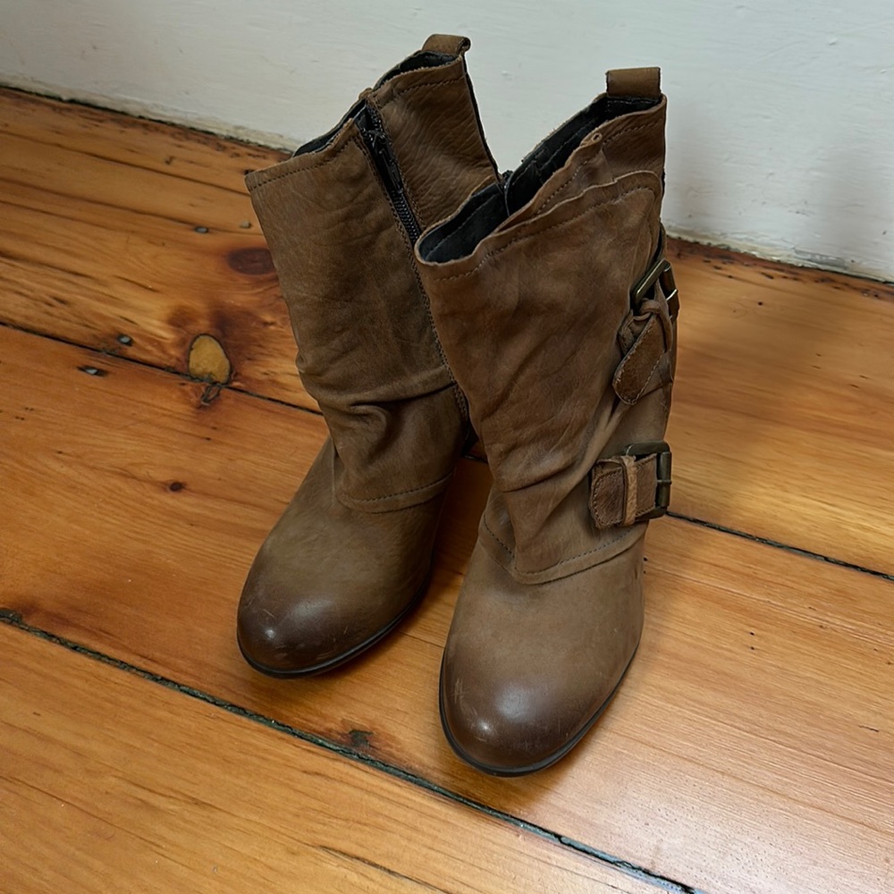 Boutique 9 leather boots